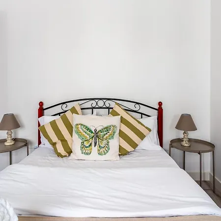 Eleni's 1-br In Center Lárnaca