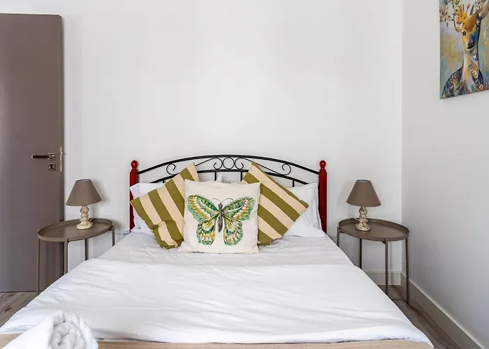 Eleni's 1-br In Center Lárnaca