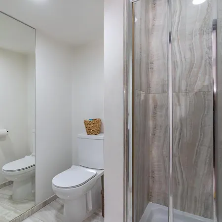 דירה Eleni's 1-br In Center לרנקה